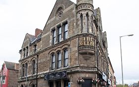 The Glebe Hotel